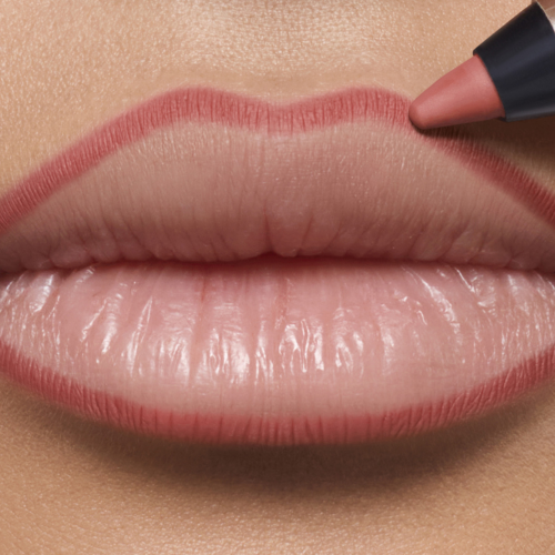 LANCÔME Lip Idôle - Crayon à lèvres fini mat crémeux précision LANCÔME Lip Idôle - Crayon à lèvres fini mat crémeux précision